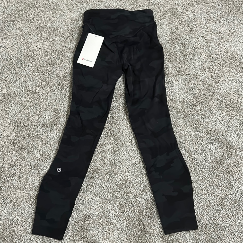 (PRICE DROP) Base Pace HR Tight Lululemon leggings